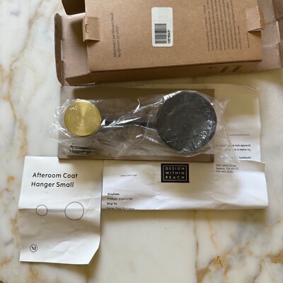 Menu Afteroom Coat Hanger Small Black and brass, Audo