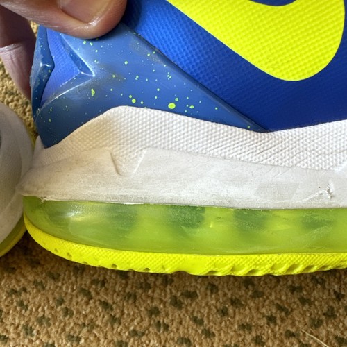 Size 11.5 - Nike Max LeBron 11 Low Sprite hyper cobalt white - Picture 18 of 19