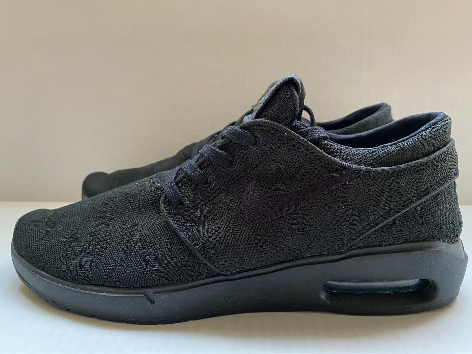 leather janoski max