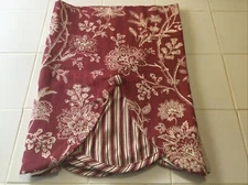 American Living Tiered Scalloped Peekaboo Valance Buttons 54 x 18"