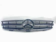 Calandre Mercedes 209