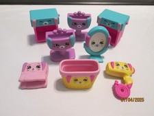 Lot of 8 - McDonald's Happy Meal - Shopkins Happy Places 2018 - Bathing Bunny