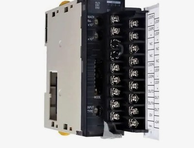 OMRON CJ1W-TC002 THERMOCOUPLE PLC TEMPERATURE CONTROL MODULE 4 INPUT 4 OUTPUT