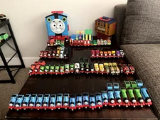 Take Along Thomas And Friends, Choose Your Engine, Engines, Cars, and Buildings