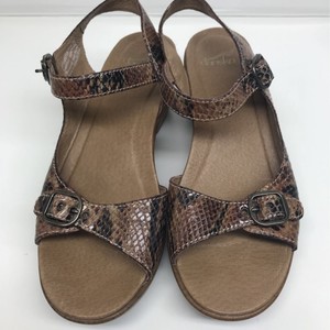 dansko joanie sandals