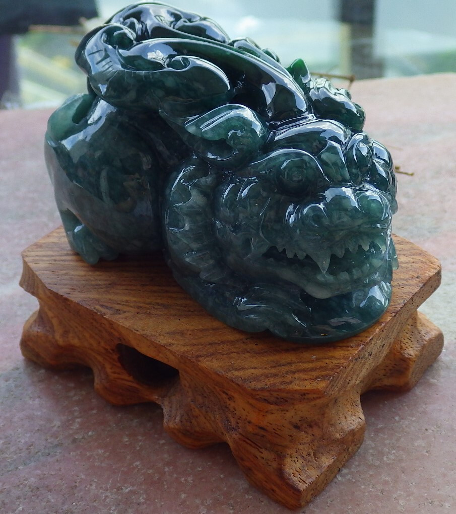 Certified Green Natural A Jade jadeite Pendant Display Dragon Pi