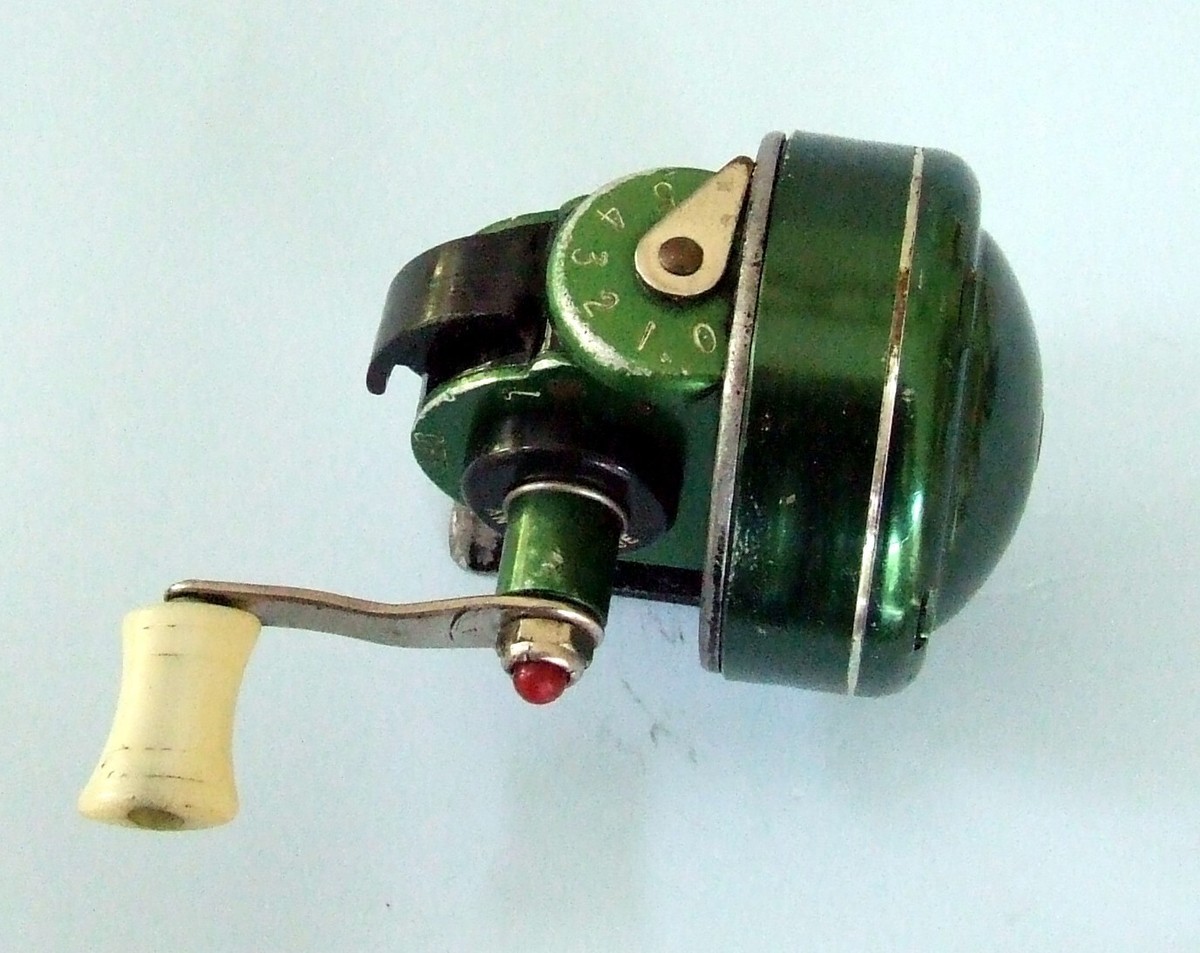 Johnson Century Model 100 Spinncast Reel | eBay