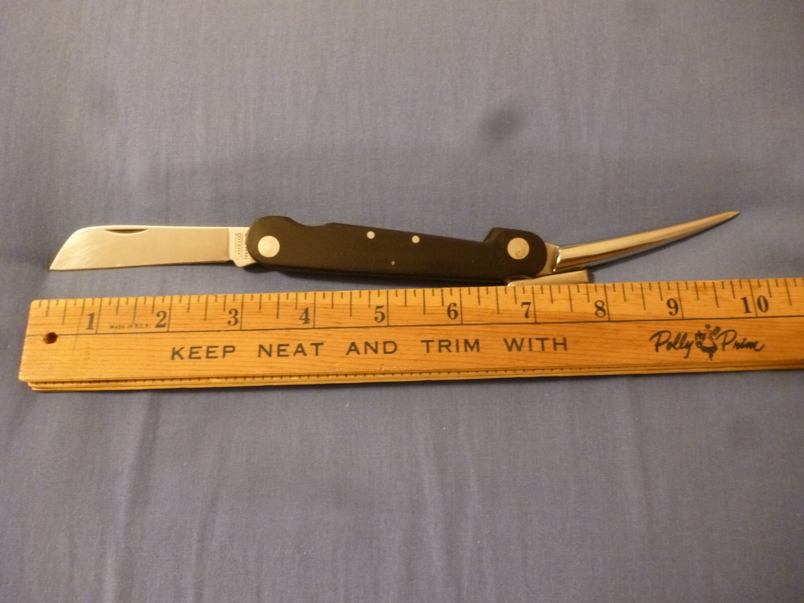 Camillus Marlin Spike mariners knife. Very good condition. Looks unused. eBay