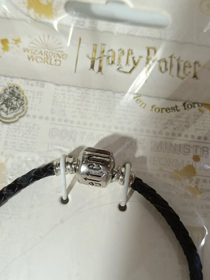 Harry Potter Schwarzes Lederarmband S 18cm - The Carat Shop - Bild 2 von 4