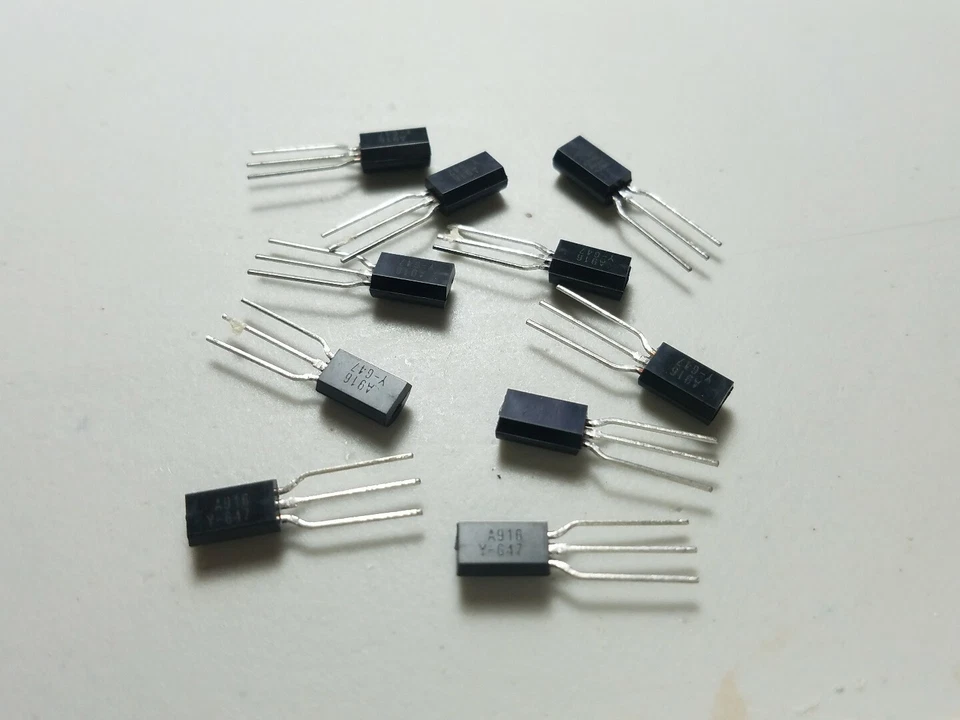 Fairchild KSA916 10PCS Sub for 2SB560 2SA954 2SA916 2SA1145 2SA683 - Image 2 of 4