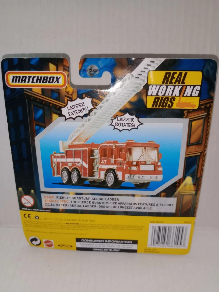 2008 Matchbox Working Rigs Pierce Quantum Aerial Ladder FIRE Truck - Image 3 of 4