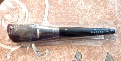 Morphe E42 Pro Deluxe Contour Brush Black Wooden Handle Synthetic Fiber Elite II