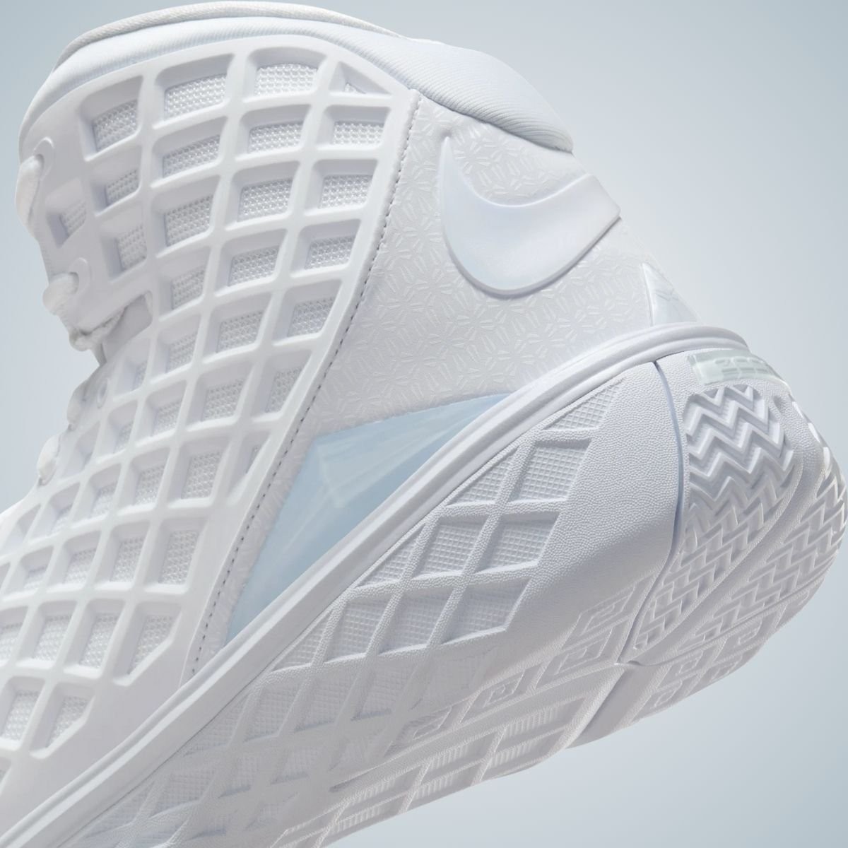 Nike Kobe III 3 Protro Halo Triple White HM4351-100 Men display picture 1