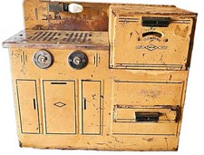 Original 1950's Empire Metal Ware Vintage Electric Stove  Oven Toy. Tested