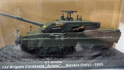 C1 Ariete 132 Brigata ''Corazzata Ariete'' - 2002 Italy  1:72 w/Case - De Agostini