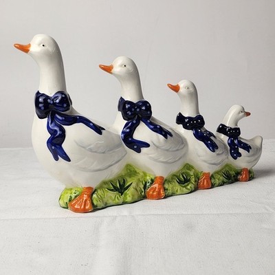 Vintage Blue Ribbon Goose Gänsefamilie 25 cm Keramik Figur Country Gans v. 1995