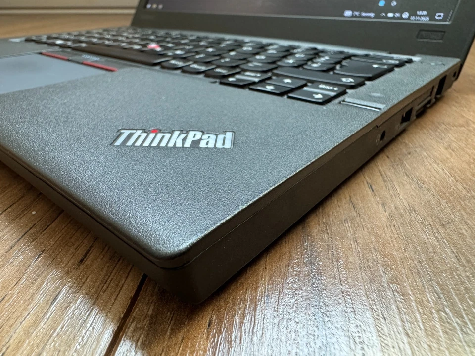 Lenovo ThinkPad X260 Intel Core i5 - 8GB RAM - FULL HD, LTE, Backlit - TOP! - Bild 4 von 4