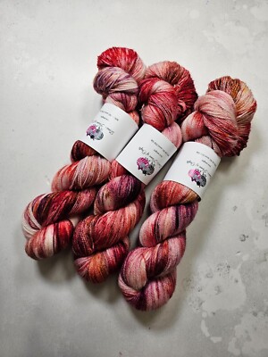 Handgefärbtes BFL Seidengarn, Lace Weight, 100g, RUBY RHAPSODY
