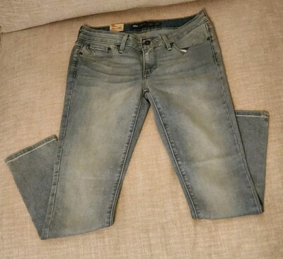 Levi's Women's Slight Curve Mid Rise Skinny Blue Jeans Size 26 X 30 - NWT