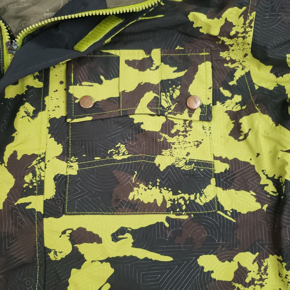 Vans UY Gore-Tex Jacket Mens Large Green Brown Camo Full Zip Vans UY Gore-Tex Jacket Mens Large Green Brown Camo Full Zip