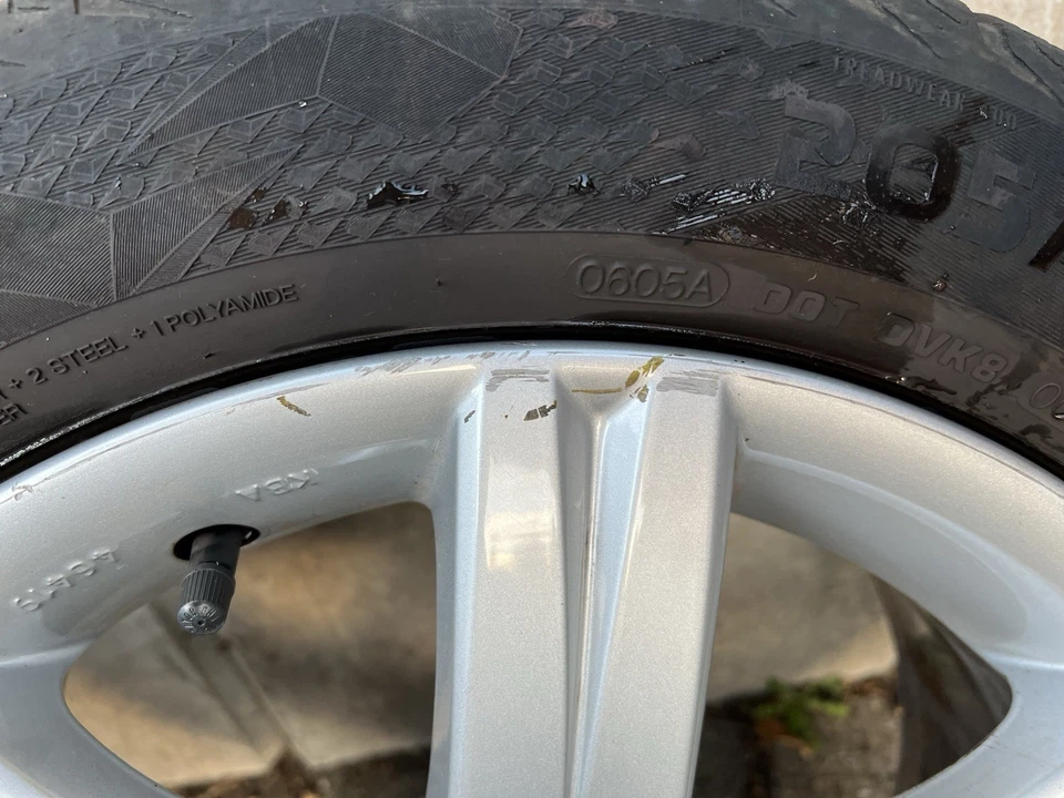 Audi A3 8P Kompletträder Mit Original 16 Zoll Alufelgen Grau mit Reifen - Bild 3 von 4