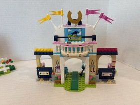 LEGO Friends 41367 Stephanie&rsquo;s Horse Jumping & 10674 LEGO Junior Pony Farm