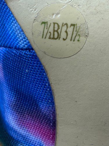 BCBGeneration Aquarell-Pumps 3"-Absatz Größe 7,5B - Bild 7 von 8