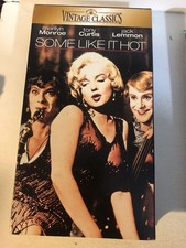 Some Like It Hot VHS Tape Marilyn Monroe Jack Lemmon Tony Curtis