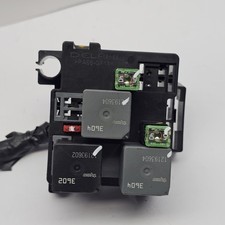 1999-2006 Chevy Silverado Sierra Engine Cooling Fan Relay Fuse Box Block Harness