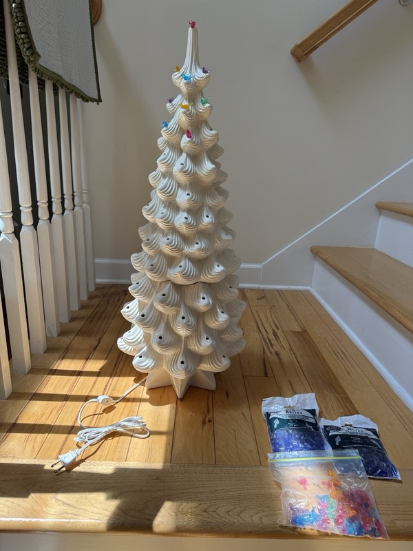  Atlantic Mold White Ceramic Christmas Tree 32 Inches