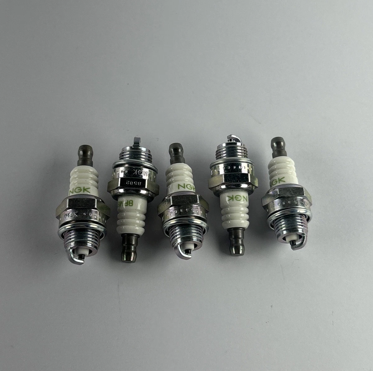NGK BPM8Y 5574 V-Power Spark Plugs 5 Pack Genuine OEM Small Engine photo 1