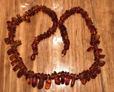 VINTAGE Russian AMBER NECKLACE SCREW CLOSURE 29”