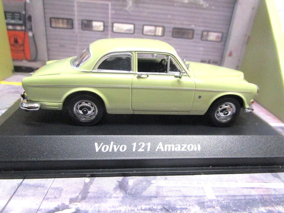 VOLVO 121 Amazon 1966 green grün Maxichamps Minichamps  1:43 - Bild 2 von 4