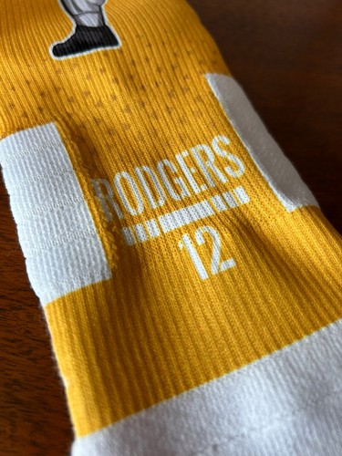 AARON RODGERS GREEN BAY PACKERS NFL men's SOCKS Size M/L - Picture 2 of 5