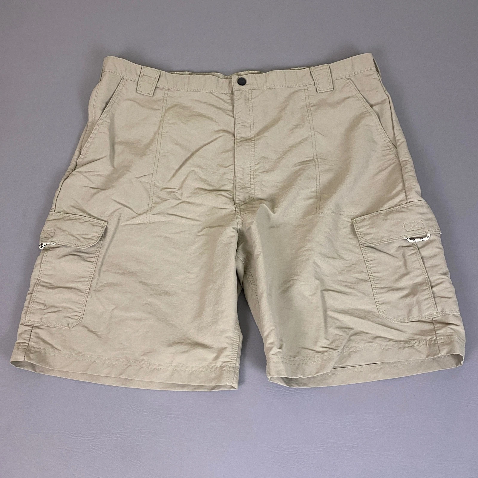 Wrangler Cargo Shorts Men's Size 44 Khaki Tan Nylon Hiking Quick Dry Lightweight