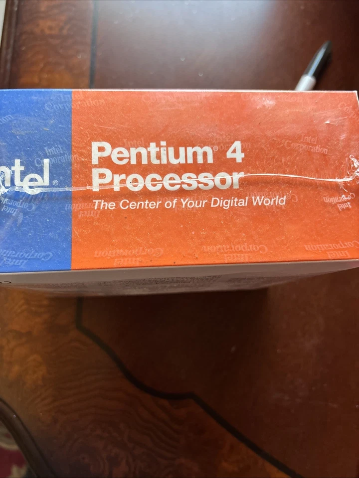 New retail box Pentium 4 Processor 1.7 GHz,400mhz bus,256Kb L2, PGA-478 socket - Image 2 of 4