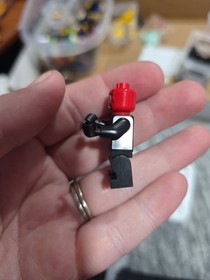 Lego Marvel Super Heroes Red Skull Minifigure 76065 Mighty Micros