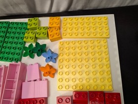LEGO DUPLO Horse Stable Set 10500, 2013, Missing Some Parts / Mostly Complete
