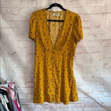 UO Jen Button-Down Mini Dress Mustard Floral Mini Dress short sleeve gathered L