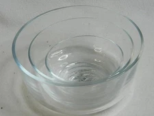 Nesting Bowls Set of Three Clear Without Rim Mixing/Serving Bowls Vintage