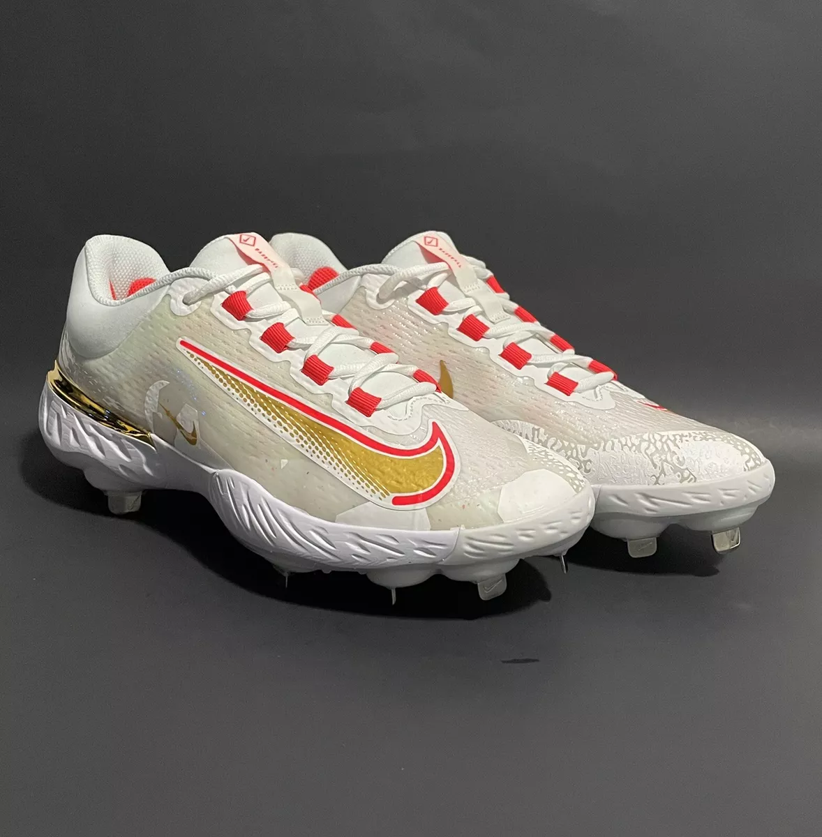 Best baseball deals cleats 219