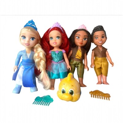 Disney Petite Princesses Dolls Lot w. Clothes, Accessories & Extras!