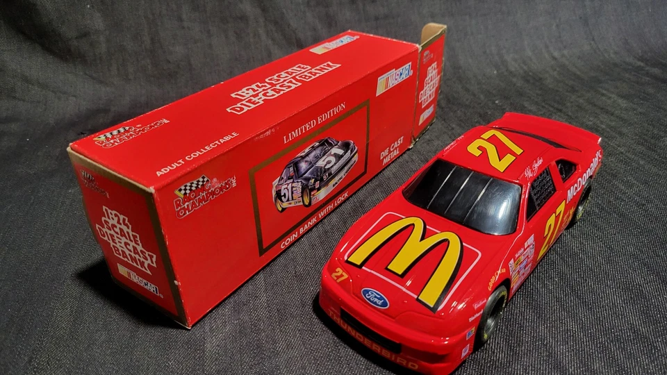 De colección 1992 Racing Champions NASCAR Hut Stricklin McDonald's #27 Banco 1:24 Foto 2 de 4