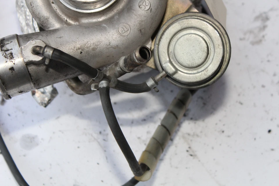 Conjunto turbocompresor Subaru WRX Impreza Wagon 2003-2005 K599 Foto 3 de 4