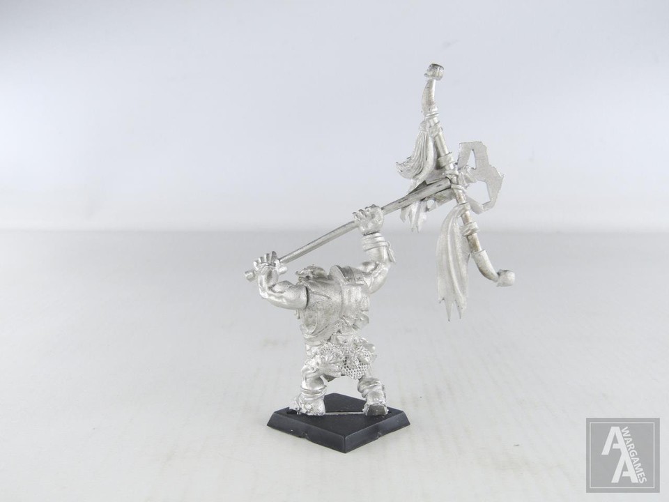 (7356) Orc Standard Bearer Metal Army Box 2000 Sigmar Old World