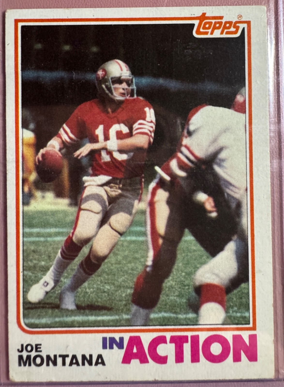 1982 Topps Football In Action Card #489 Joe Montana San Francisco 49ers