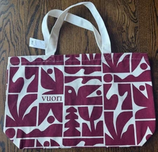 New 2025 Vuori Oversized Holiday Strawberry/White Tote Bag Purse Limited Edition