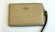 Coach Tan Signature Embossed Patent Leather Wristlet F55206 No Hang Tag