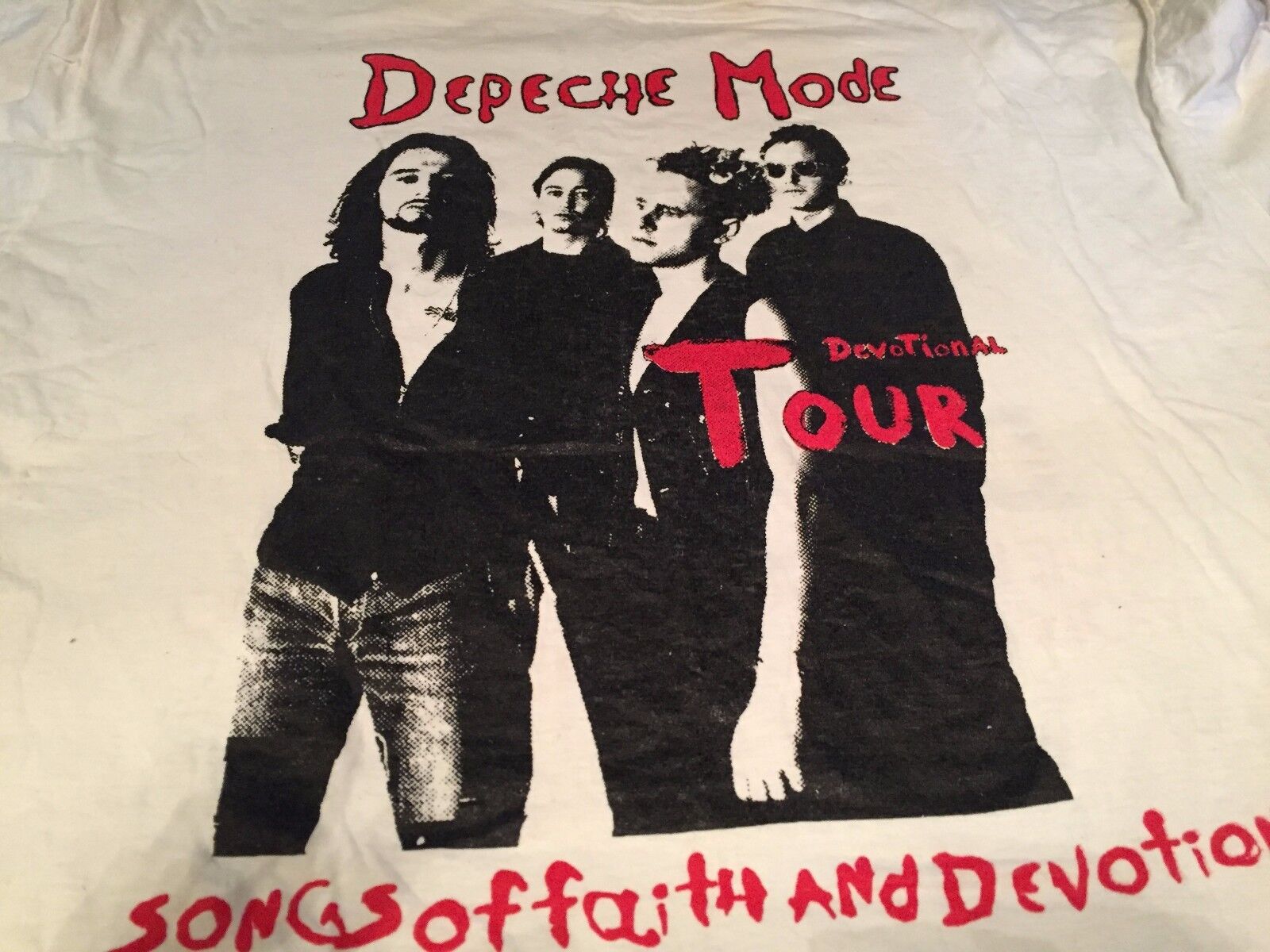 Vintage 93 Depeche Mode Devotional Tour Shirt Size Large / XL New Wave Pop  Rock