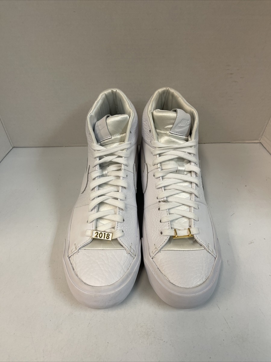 nike blazer royal qs on feet